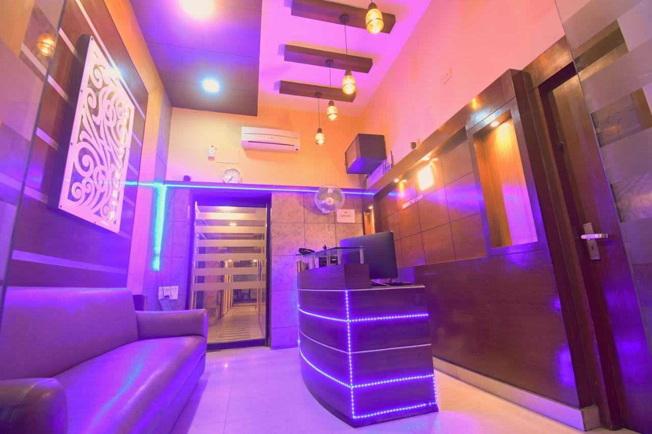 Hotel Jingle Inn Kolkata Exterior photo